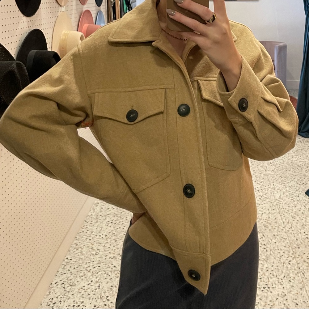 Cropped jacket